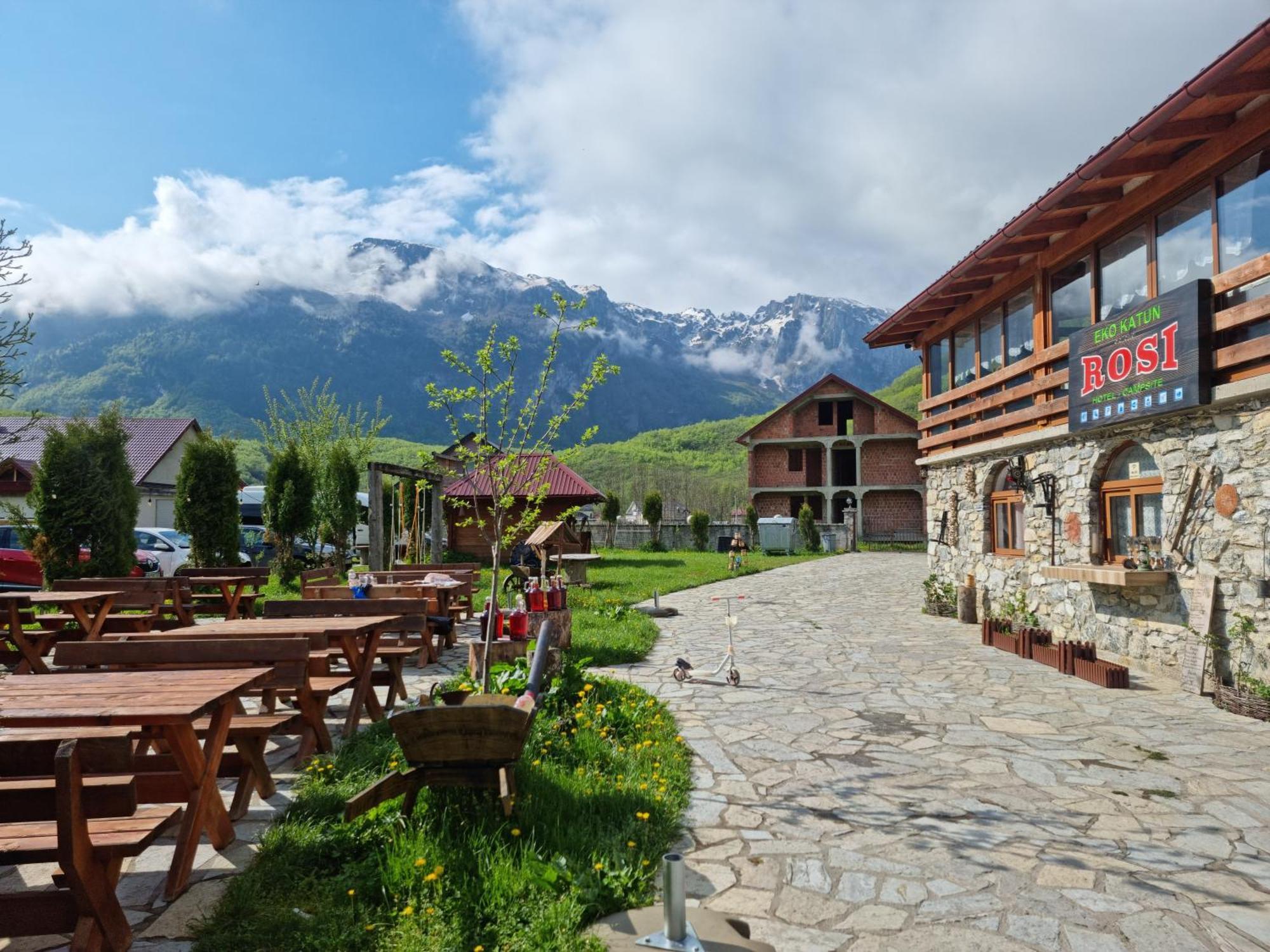 Ethno Katun Rosi Agrotourism 호텔 Gusinje 외부 사진